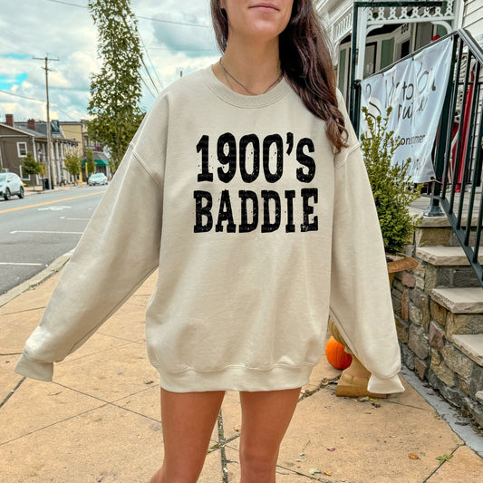 1900's Baddie Sweatshirt 🖤